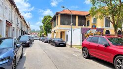 Kandahar Street (D7), Retail #635439031